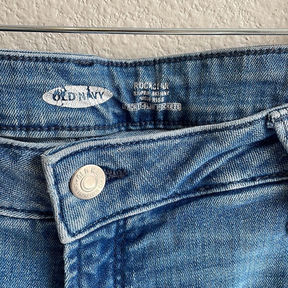 Rockstar high rise  super skinny jeans 👖 - Picture 3 of 5